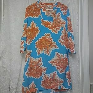 Crown & ivy tunic top